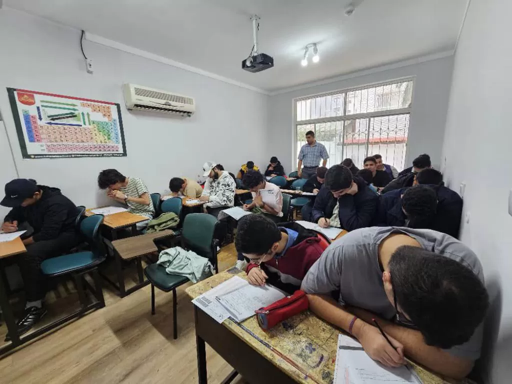 آزمون گزینه دو