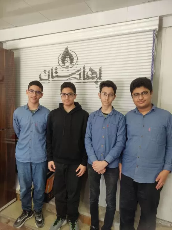 دانش آموزان پایه نهم