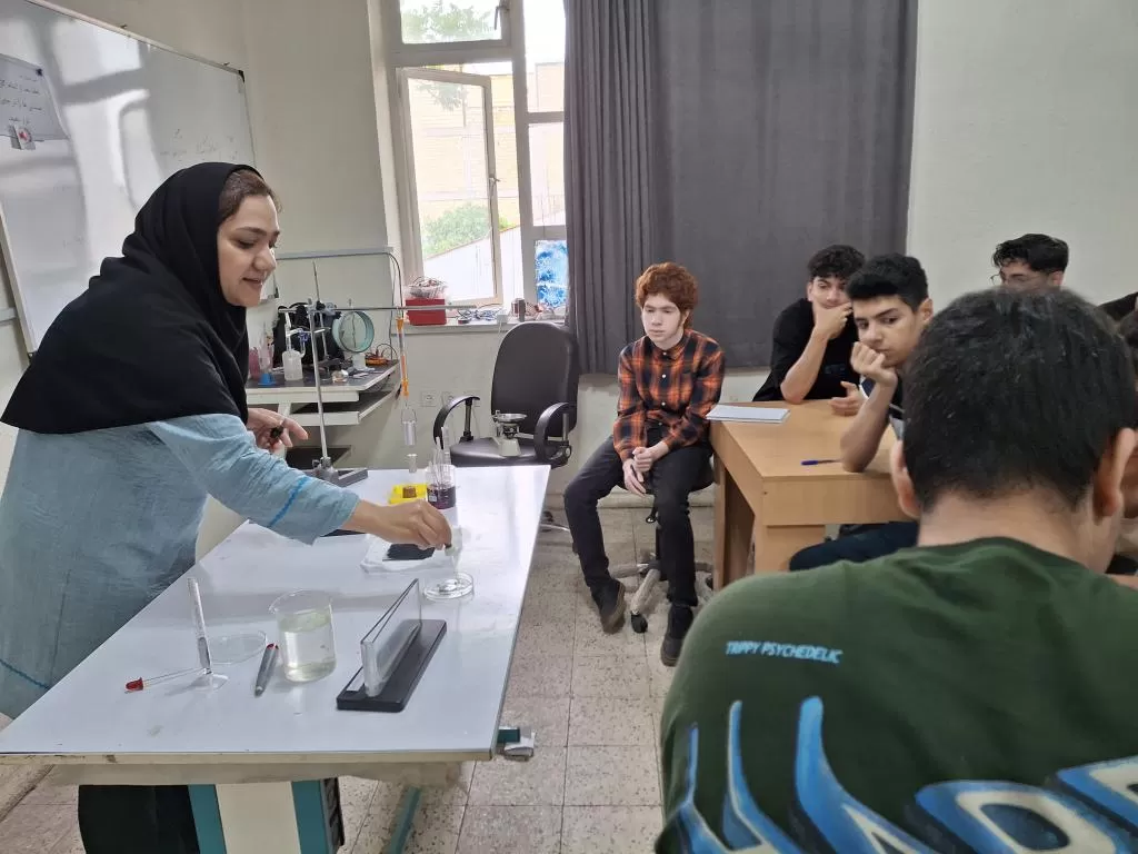 پژوهش سرای دانش آموزی