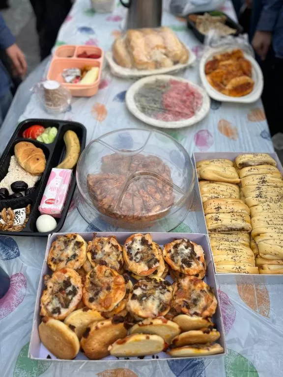 نمایشگاه غذا در مدرسه