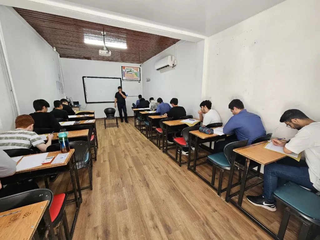 دبیرستان دوره دوم رشت