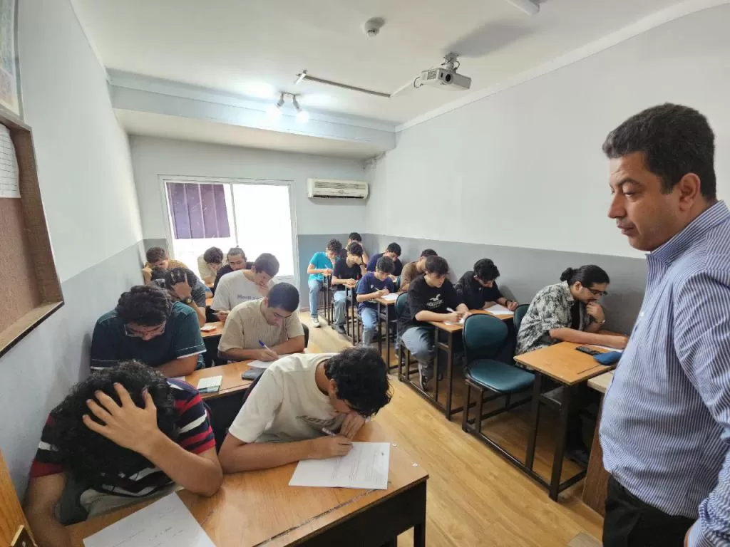 کلاس فیزیک در رشت