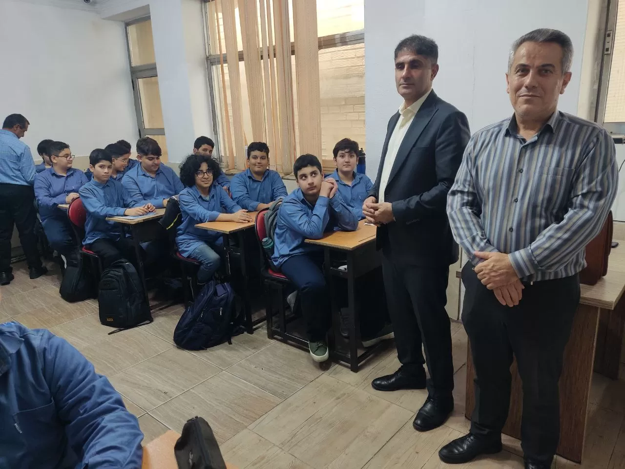 دبیرستان بهارستان رشت