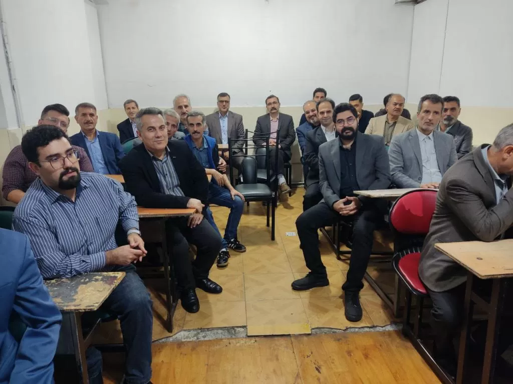 جلسه دبیران بهترین مدرسه رشت