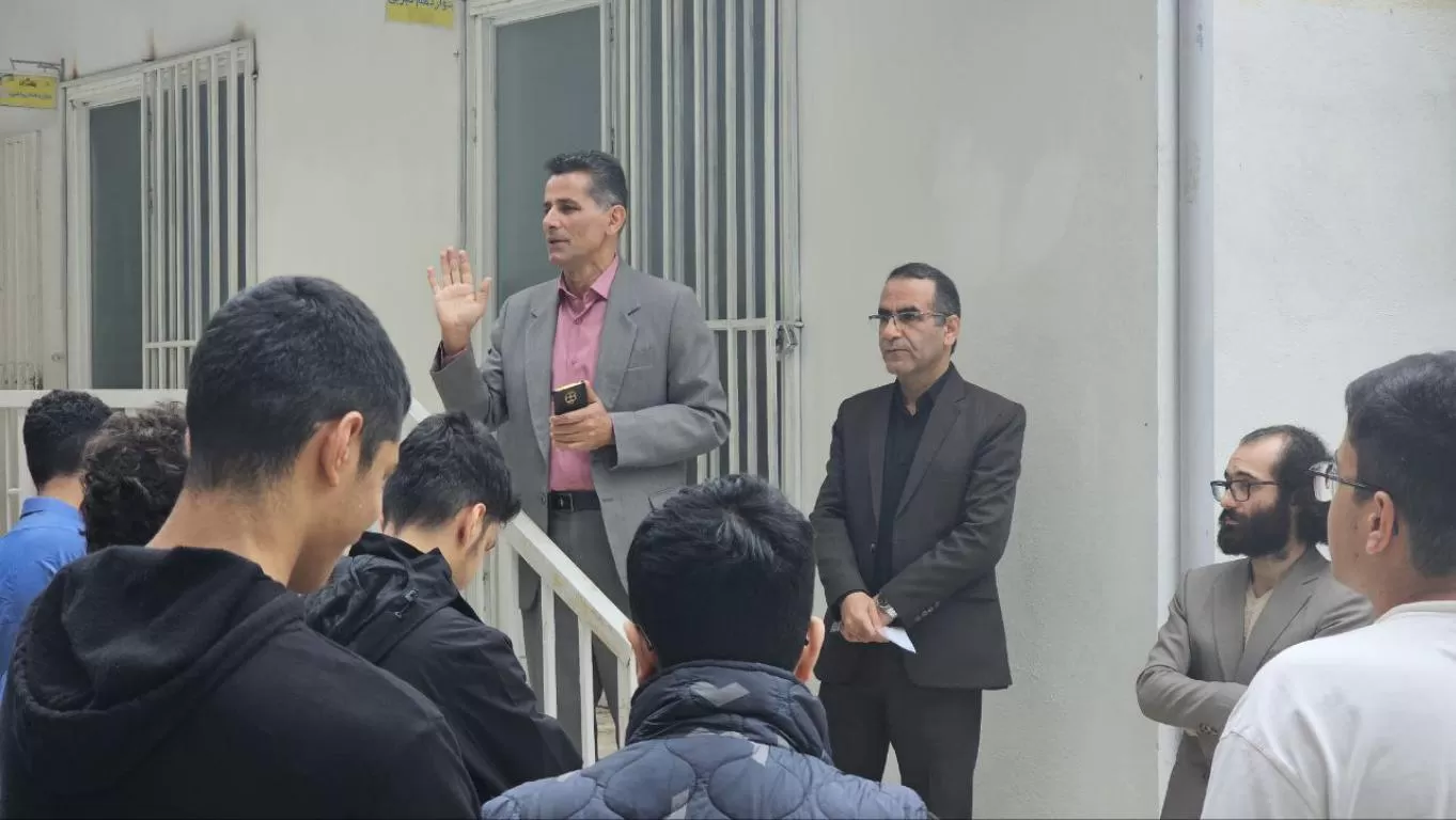 جهاندیده مدیر دبیرستان