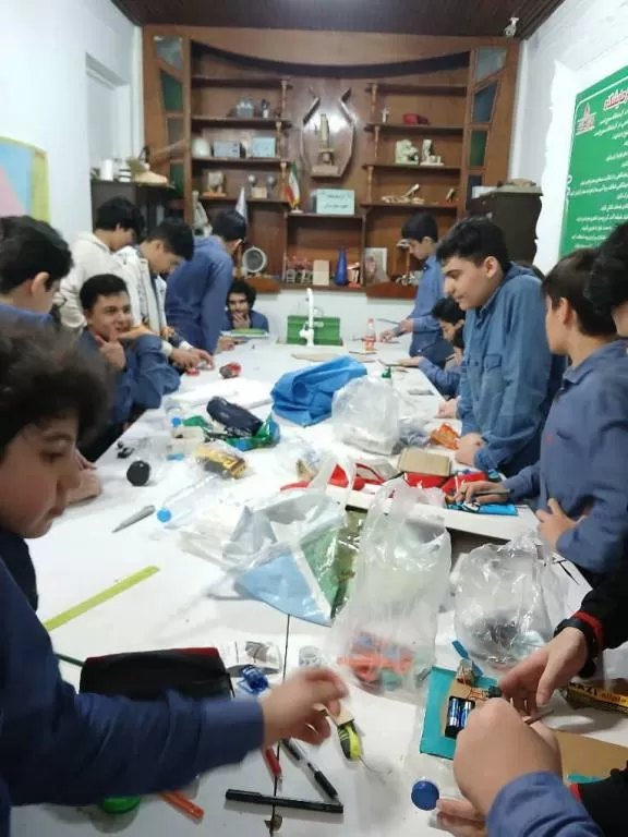 دبیرستان بهارستان