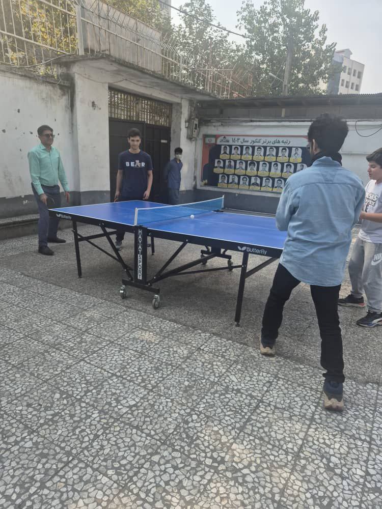 بهترین دبیرستان رشت